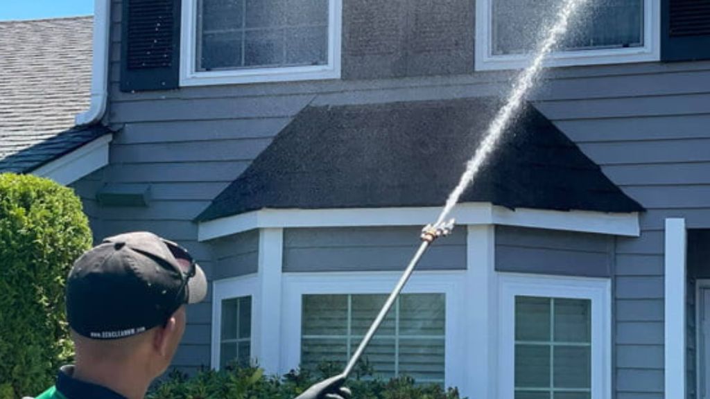 Commercial Window Cleaning in Puyallup WA